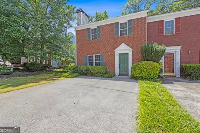 725 Anderson Walk, Marietta, GA 30062 - Photo 2
