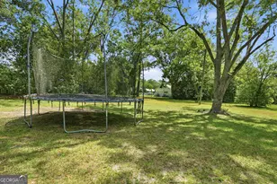 513 N Caswell St, Glennville, GA 30427 - Photo 26