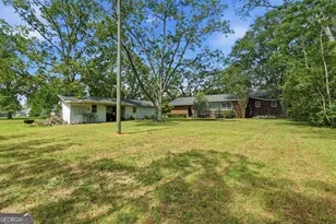 513 N Caswell St, Glennville, GA 30427 - Photo 30