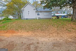 5408 Spring St, Flowery Branch, GA 30542 - Photo 10
