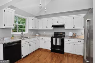 2760 Spring Dr, Cumming, GA 30041 - Photo 8