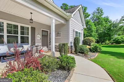 9 Couch Court, Senoia, GA 30276 - Photo 2