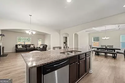 3923 Kingfisher Drive, Atlanta, GA 30349 - Photo 10