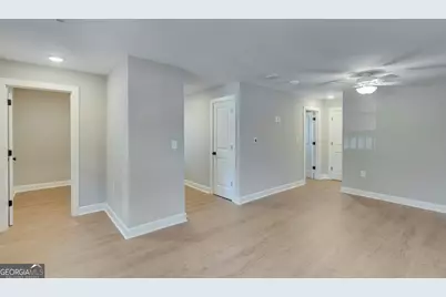 710 Jesse Jewell SE #101 CORNER, Gainesville, GA 30501 - Photo 4