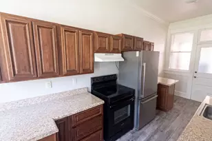 809 Mary St, Waycross, GA 31503 - Photo 2
