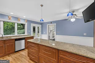 5274 Powers Ferry Rd NW, Sandy Springs, GA 30327 - Photo 12