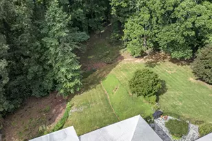 5274 Powers Ferry Rd NW, Sandy Springs, GA 30327 - Photo 36