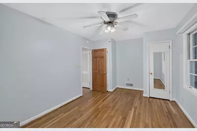 5274 Powers Ferry Road NW, Sandy Springs, GA 30327 - Photo 22