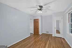 5274 Powers Ferry Rd NW, Sandy Springs, GA 30327 - Photo 22