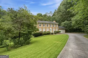 471 Surrey Pl, Marietta, GA 30068 - Photo 2