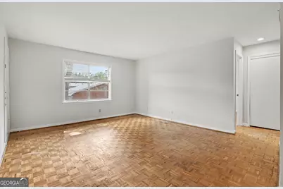 3535 Roswell Road NE #E2, Atlanta, GA 30305 - Photo 12