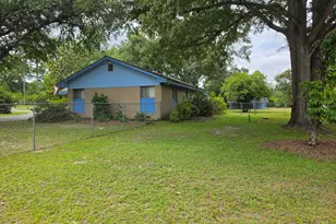 410 Weeks St, Wadley, GA 30477 - Photo 38