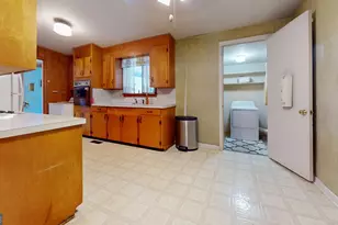 410 Weeks St, Wadley, GA 30477 - Photo 22