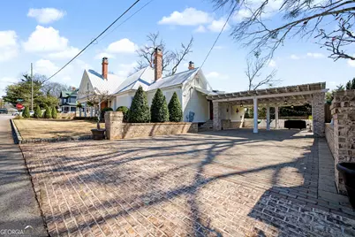 36 Broad Street, Senoia, GA 30276 - Photo 10