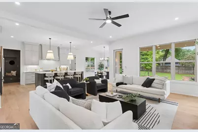2471 Edwards Drive NW, Atlanta, GA 30318 - Photo 12