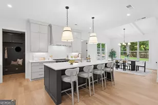 2471 Edwards Dr NW, Atlanta, GA 30318 - Photo 14