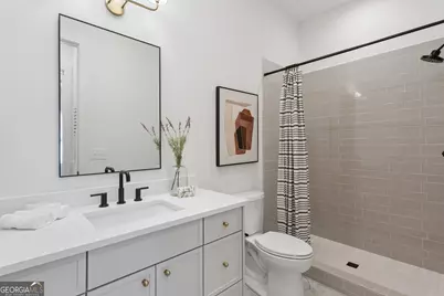2471 Edwards Drive NW, Atlanta, GA 30318 - Photo 8