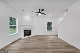 146 Chaucer Ln, Carrollton, GA 30117 - Photo 6
