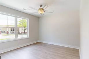 2 Roundtree St, Statesboro, GA 30458 - Photo 18