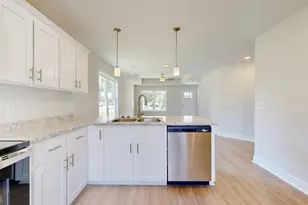 4 Roundtree St, Statesboro, GA 30458 - Photo 10