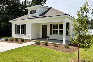 6 Roundtree St, Statesboro, GA 30458 - Photo 2