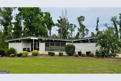 96 N Gill Street, Hazlehurst, GA 31539 - Photo 1