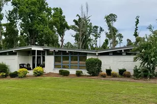 96 N Gill St, Hazlehurst, GA 31539 - Photo 1