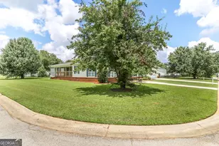 201 Bradford Dr, Byron, GA 31008 - Photo 6