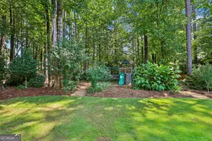 77 Greenview Dr, Newnan, GA 30265 - Photo 4