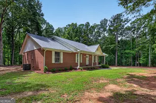 174 Rock House Rd, Senoia, GA 30276 - Photo 36
