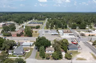 400 1st St, Folkston, GA 31537 - Photo 32