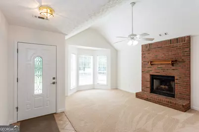 289 Marsha Way, Sharpsburg, GA 30277 - Photo 4