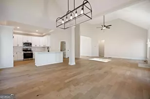 360 Ansley Dr, Athens, GA 30605 - Photo 10