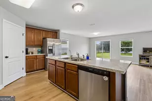 236 Waters Edge Dr, Kingsland, GA 31548 - Photo 20