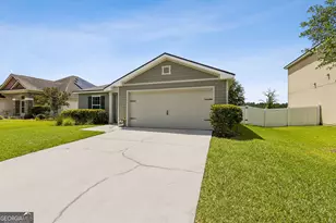 236 Waters Edge Dr, Kingsland, GA 31548 - Photo 4