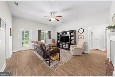 106 Weatherstone Way, Statesboro, GA 30458 - Photo 4