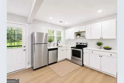 1639 Bridgeport Drive NW, Atlanta, GA 30318 - Photo 8