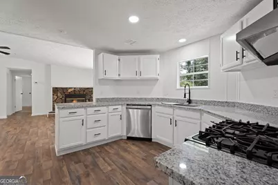 1348 Poplar Street, Stockbridge, GA 30281 - Photo 14