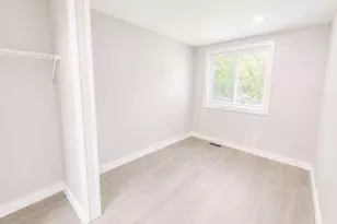 4303 Village Square Ln, Stone Mountain, GA 30083 - Photo 4