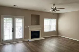 5092 Windsor Forrest Ln, Atlanta, GA 30349 - Photo 6