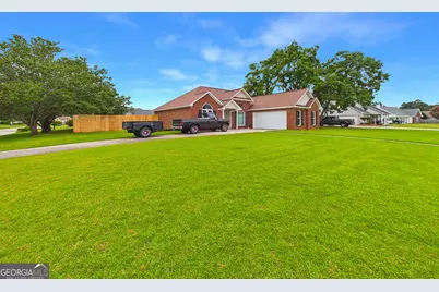 131 Pioneer Trail, Warner Robins, GA 31088 - Photo 2