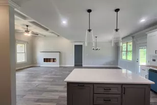 114 Fox Glove, Byron, GA 31008 - Photo 2