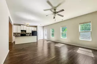 206 Daisy Cir, McDonough, GA 30252 - Photo 4