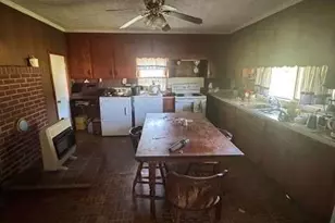 1370 Ham Fork Rd, Union Point, GA 30669 - Photo 6