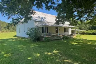 1370 Ham Fork Rd, Union Point, GA 30669 - Photo 2