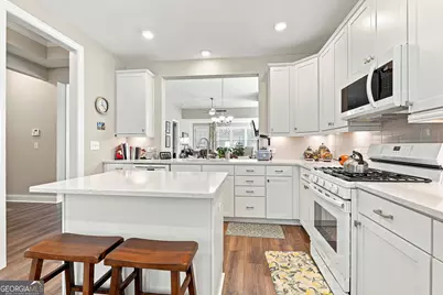 200 Sweetbay Court, Peachtree City, GA 30269 - Photo 8