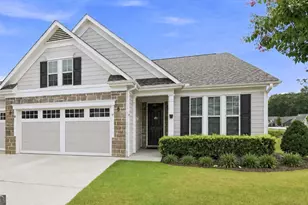 200 Sweetbay Ct, Peachtree City, GA 30269 - Photo 1