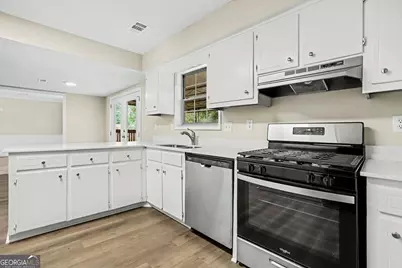 1061 Gunners Walk, Tucker, GA 30084 - Photo 4