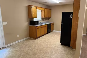 1220 N Hampton Dr, Hampton, GA 30228 - Photo 10