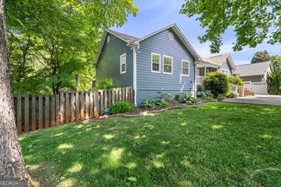 450 Longview Drive, Hiawassee, GA 30546 - Photo 2
